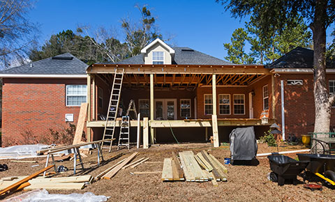 Renovation, Agrandissement,Salle de bain,Cuisine, Revetement extérieur, toiture, aluminium, sous-sol, revetement de plancher, bois, ceramique, vinyle, canexel, peinture, joint, armoire de cuisine, comptoir, chauffage, couvre-plancher, entrepreneur général, entrepreneur rénovation, porte, fenetre, porte de garage, garage, maison, balcon, patio, terasse, cabanon, remise, coffrage, excavation, membrane, impermeabilisation, gouttière, bardeaux, électricité, escalier, rampe, isolation, pomblerie, fibro ciment, structure, isolant, béton, styrofoam, assurance, sinistre